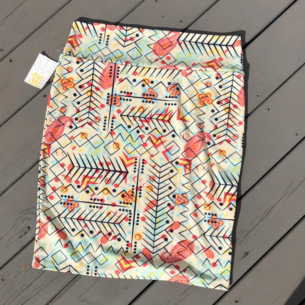 LuLaRoe Cassie